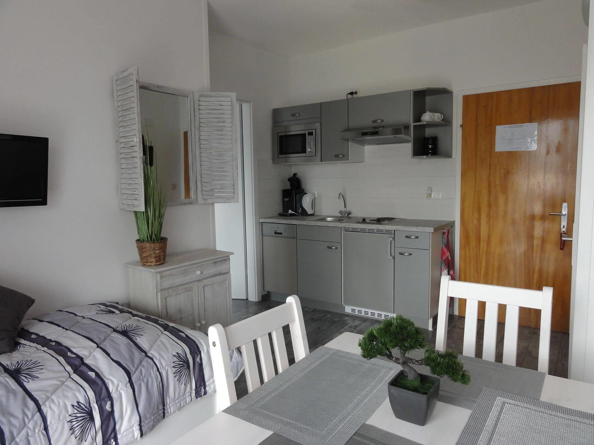 Pension Adlerhorst Steindorf am Ossiacher See Dış mekan fotoğraf